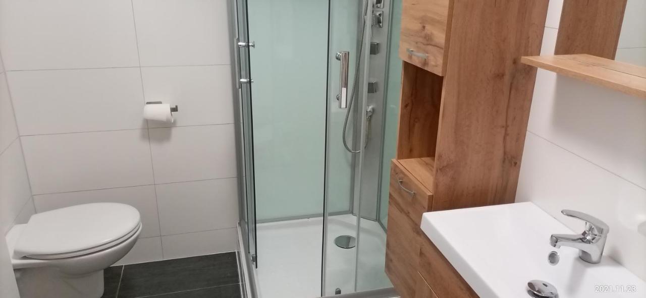Apartment E1 - Gut Ausgestattete 3-Zimmerwohnung 68 Qm Fuer 1-5 Personen 2Xzz 1Xsc Графенвьор Екстериор снимка